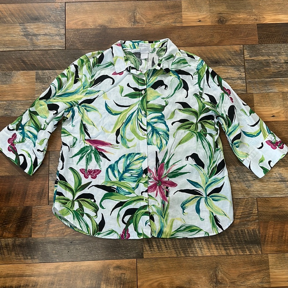 Chicos floral 100% linen button down blouse Sz 3 (large)
